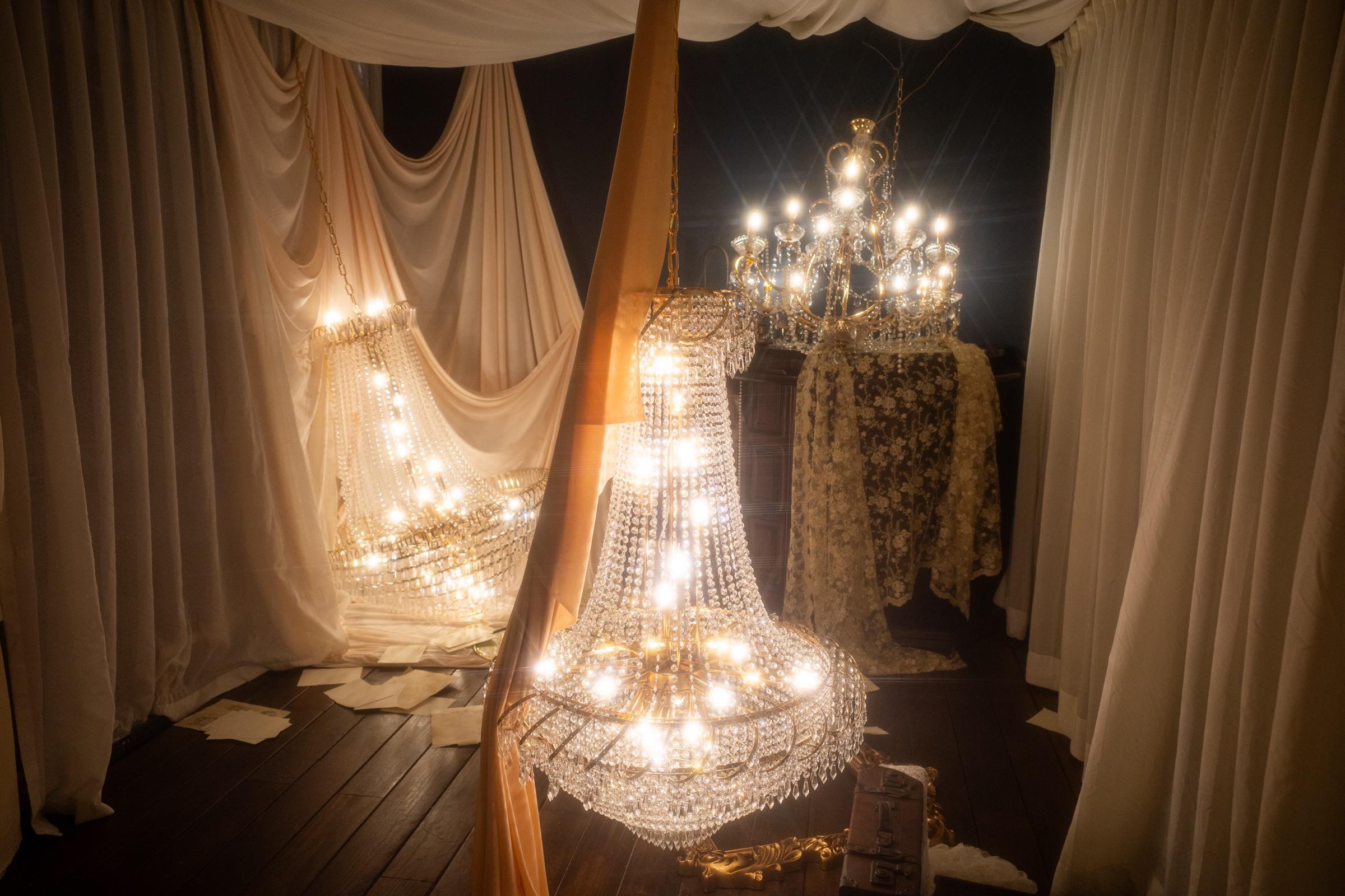 Crystal Chandelier thumbnail 7