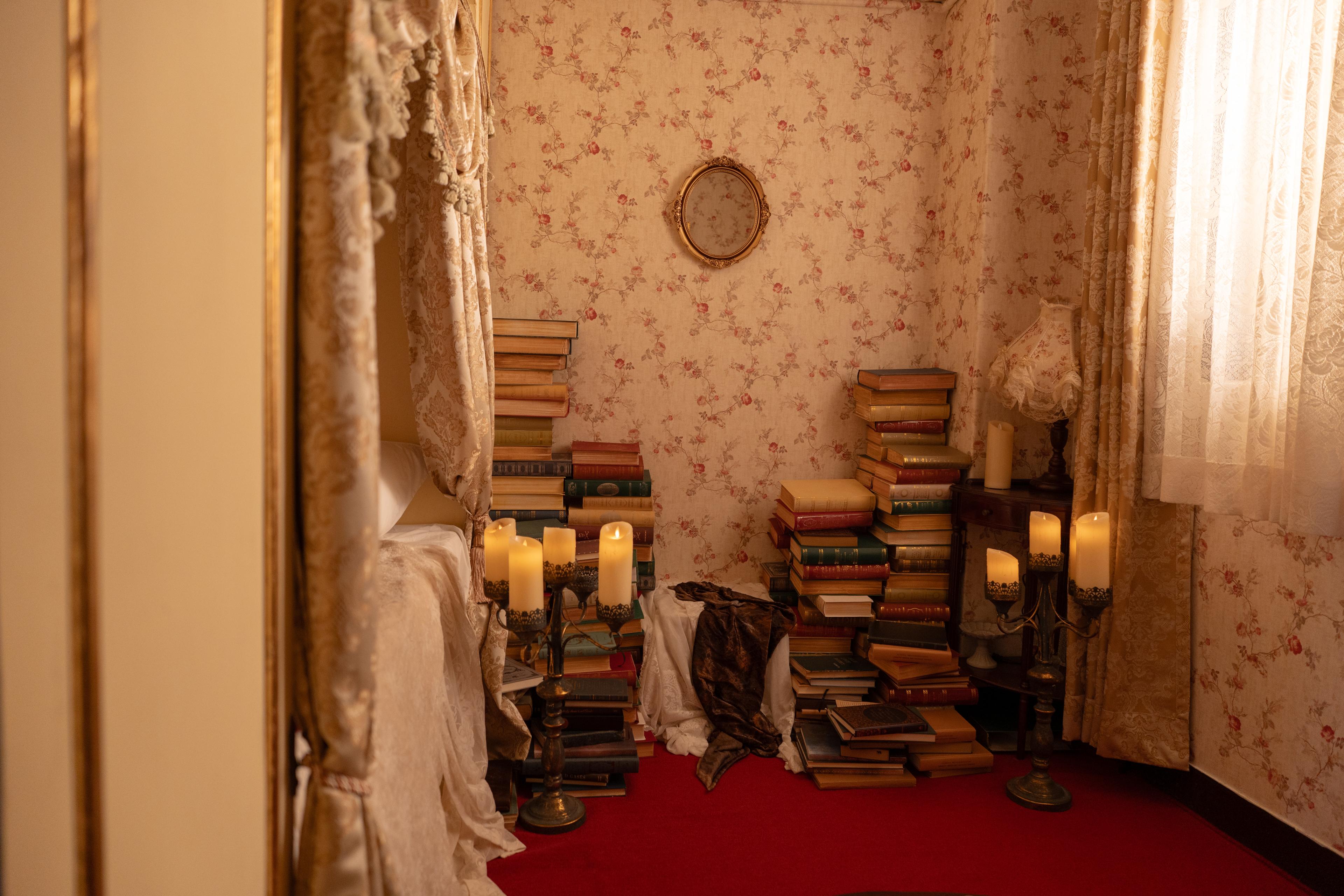 Bedroom thumbnail 4