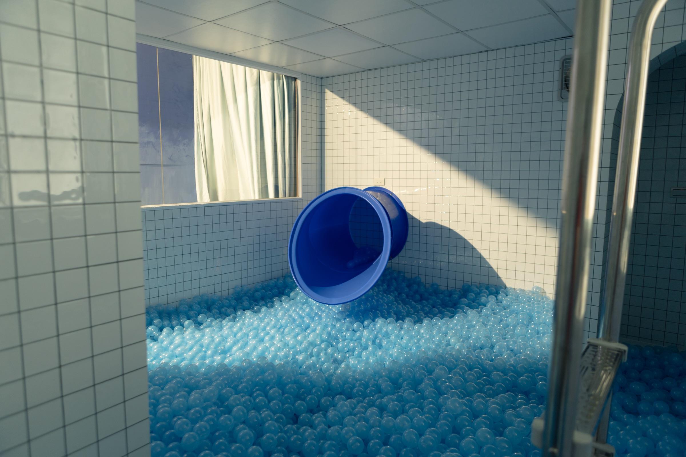 Ballpool thumbnail 17