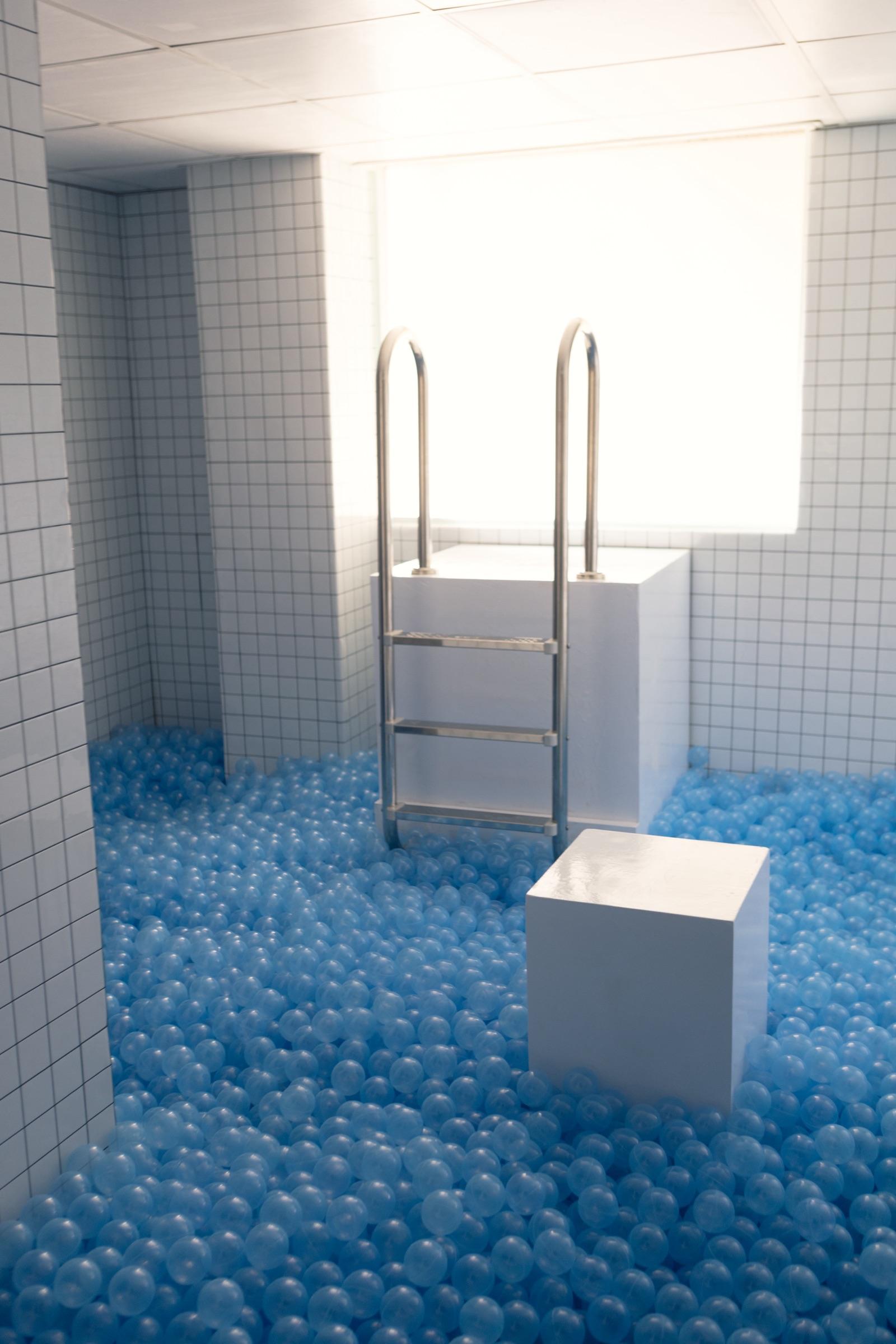 Ballpool thumbnail 24