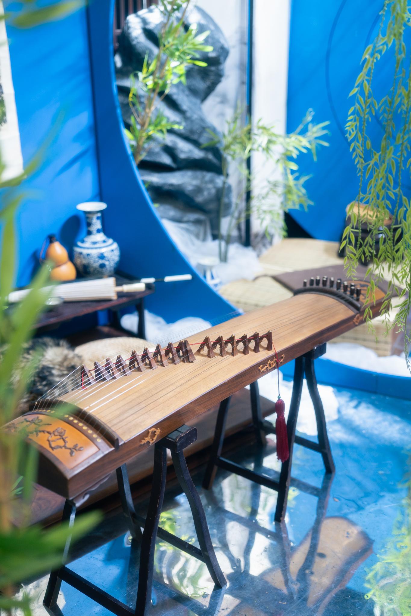 The Gilded Salon-Snow Plum Pavilion thumbnail 9