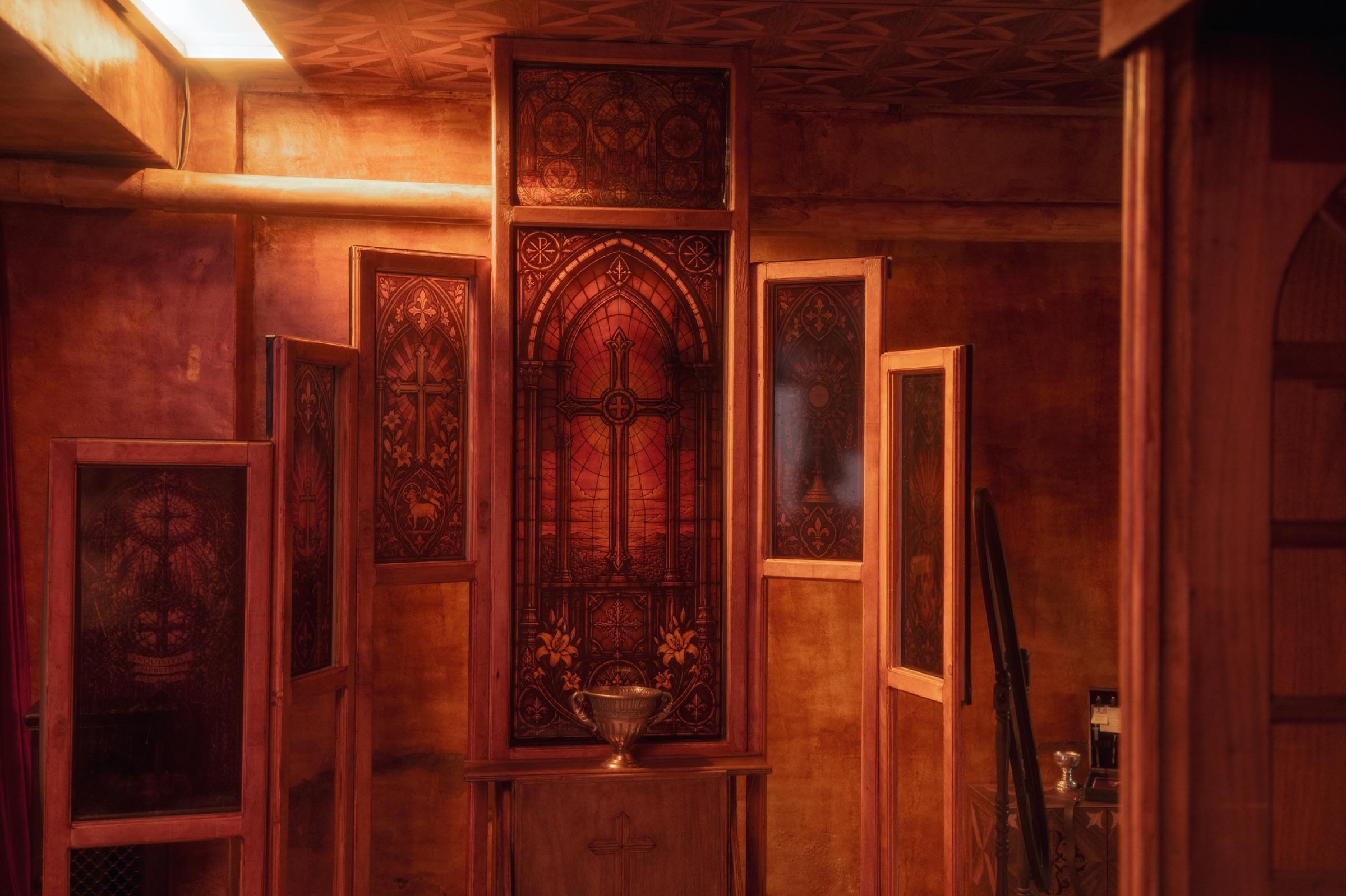 Chamber of Gospel Confession thumbnail 13
