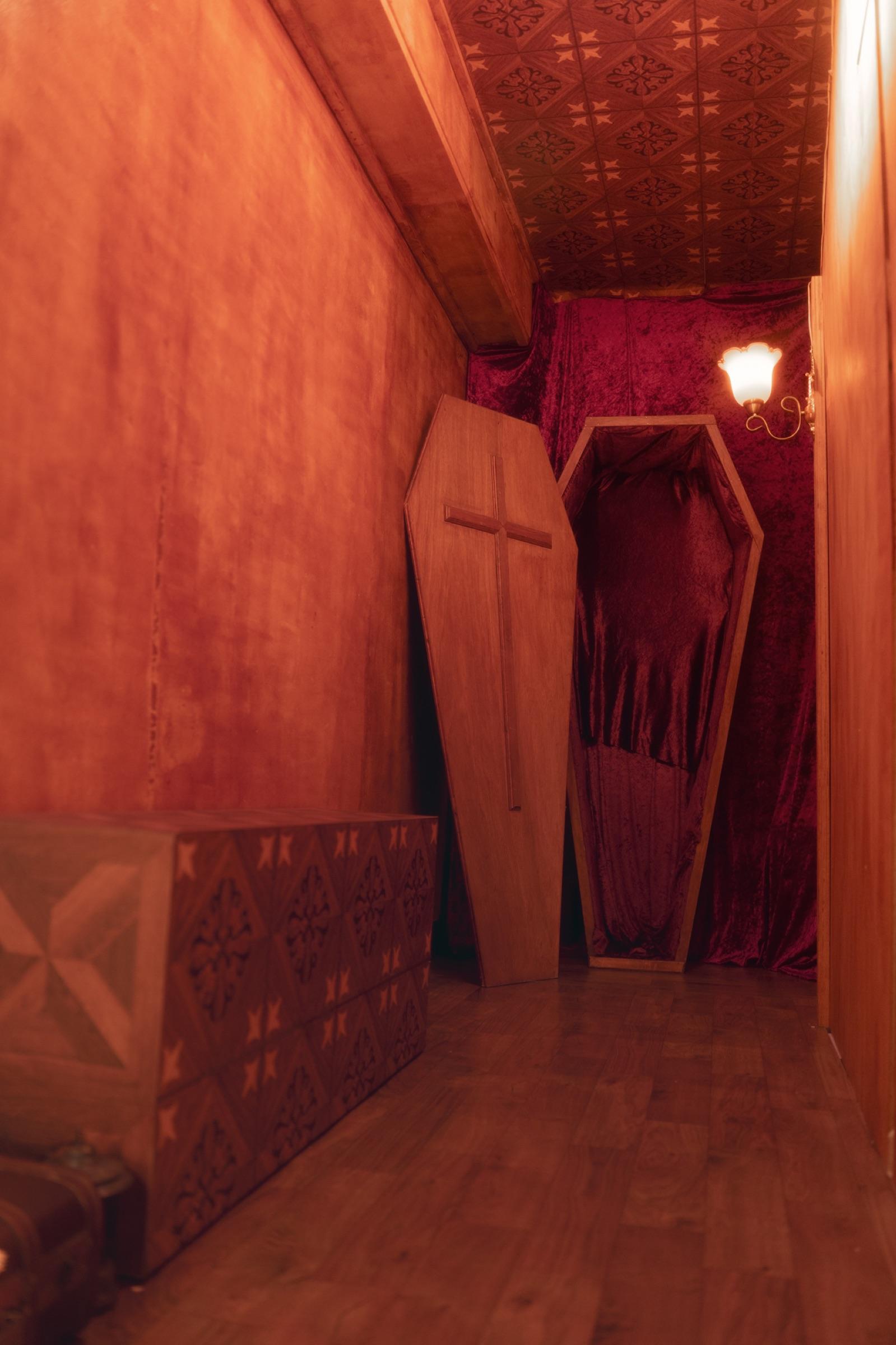 Chamber of Gospel Confession thumbnail 19